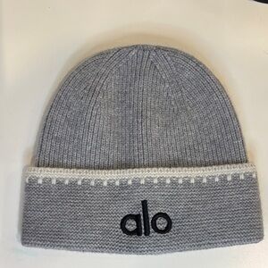 *Alo Yoga Notable Style Grey Beanie with Embroidered Trim NWT